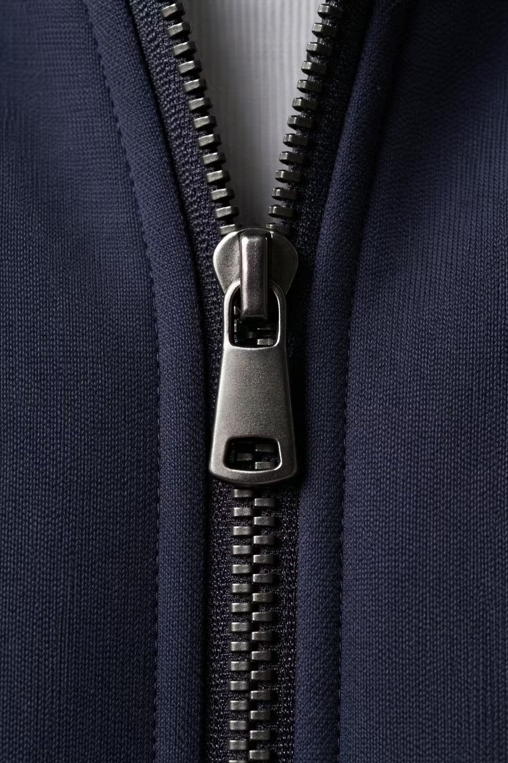 Summit Zip Lounge Set