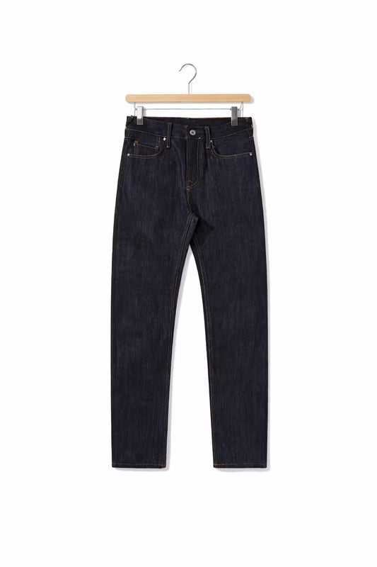 Donkere indigo denim broek met taps toelopende pijpen