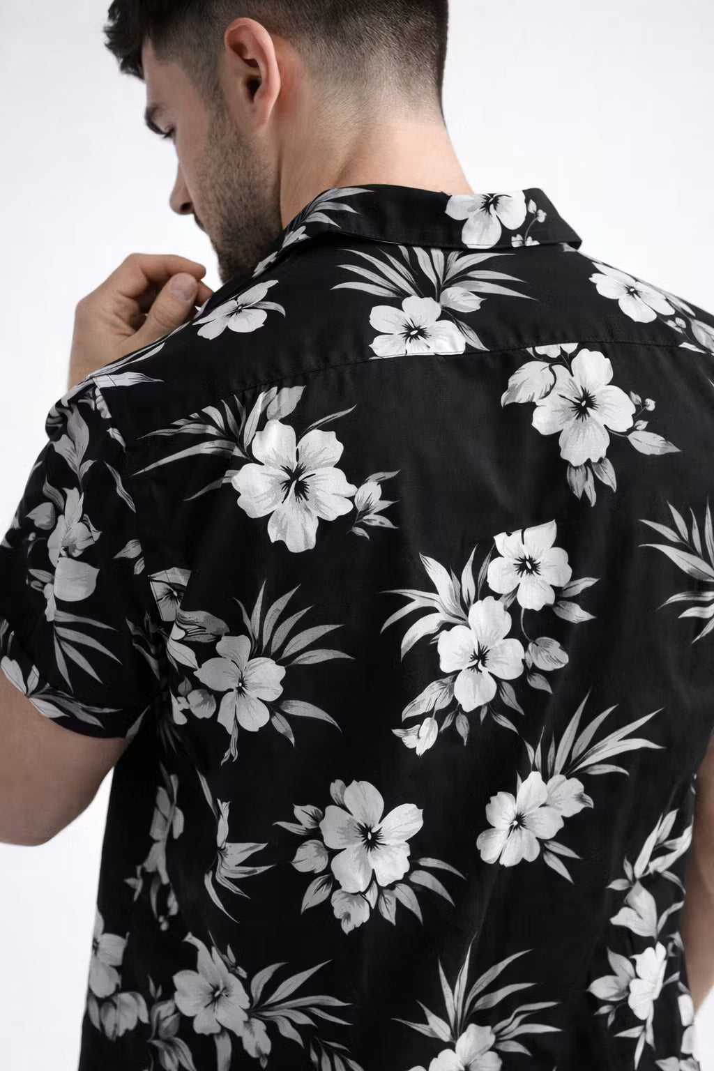 Monochrome Floral Print Short Sleeve Button Shirt