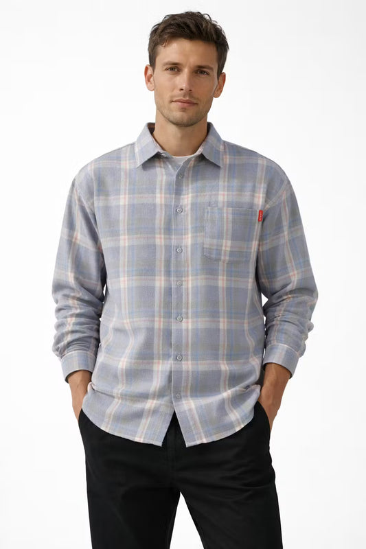 Men’s Light Plaid Long Sleeve Button Up