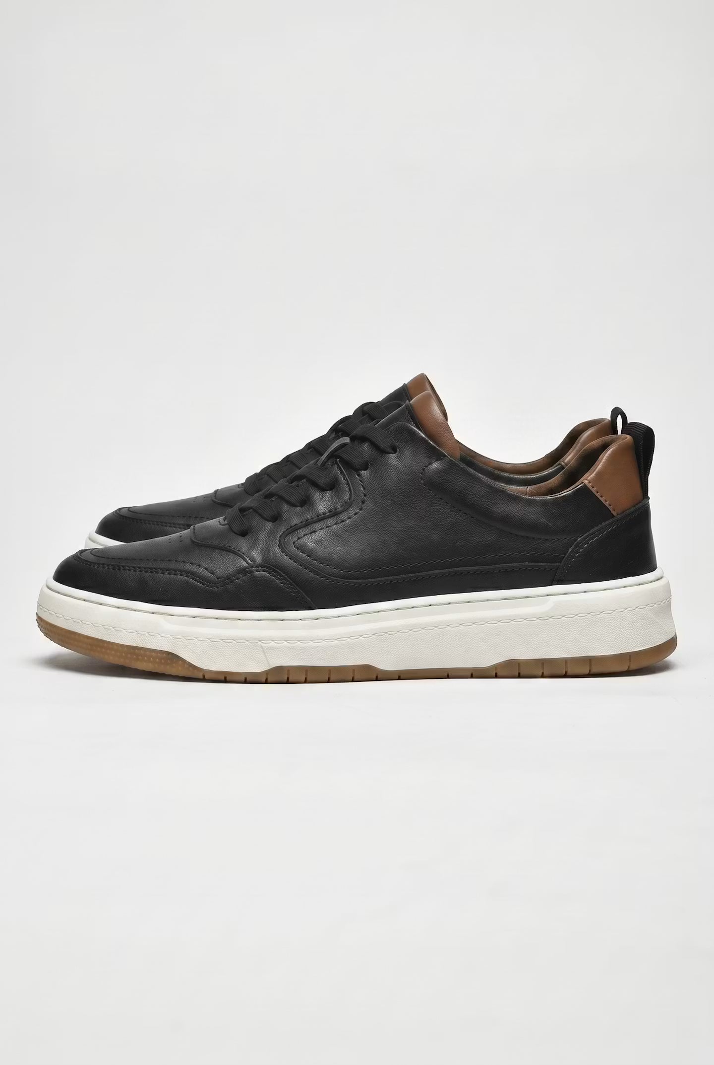 Bayshore Court Sneakers
