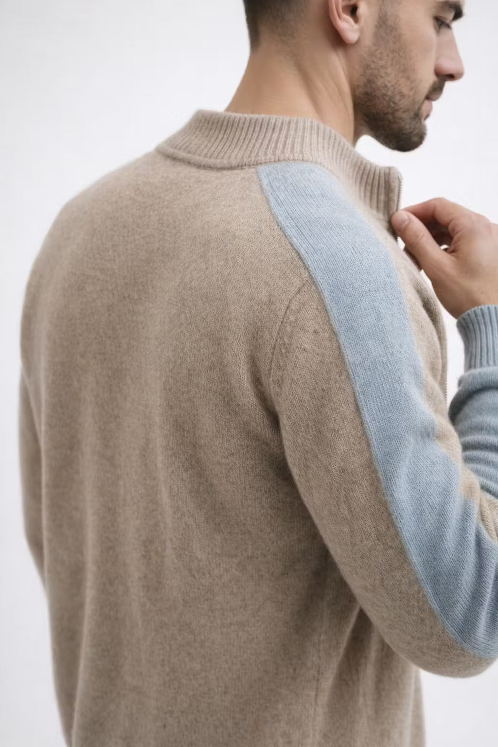 Contrast Trim Zip-Up Knit Cardigan