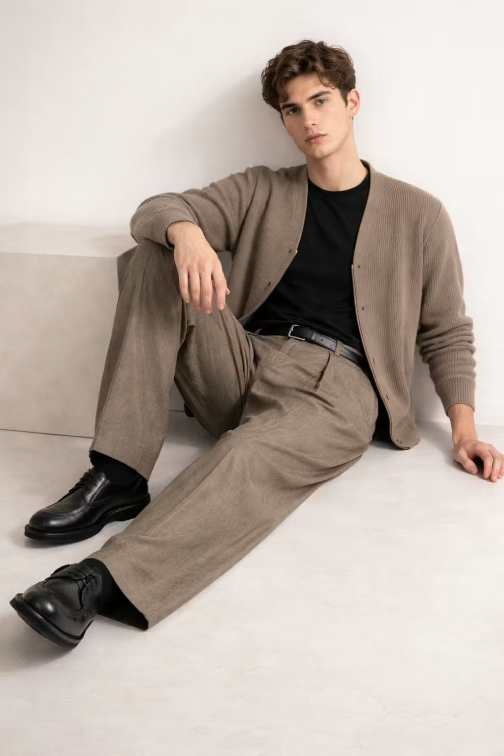 Atlas Pleat Trouser