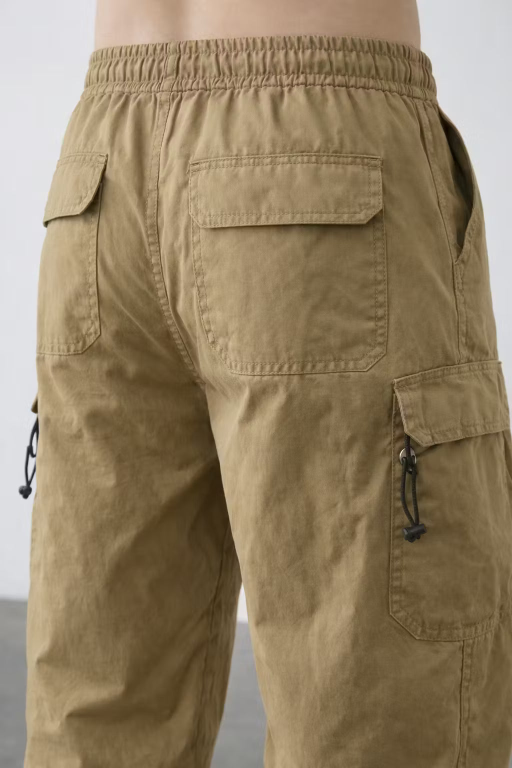 Utility Wide-Leg Cargo Trousers