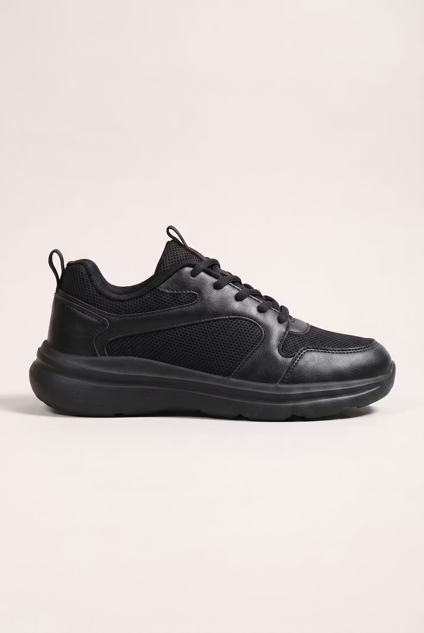 CoreBalance Walking Shoes