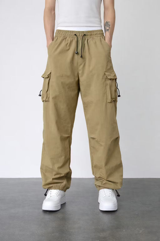Utility Wide-Leg Cargo Trousers