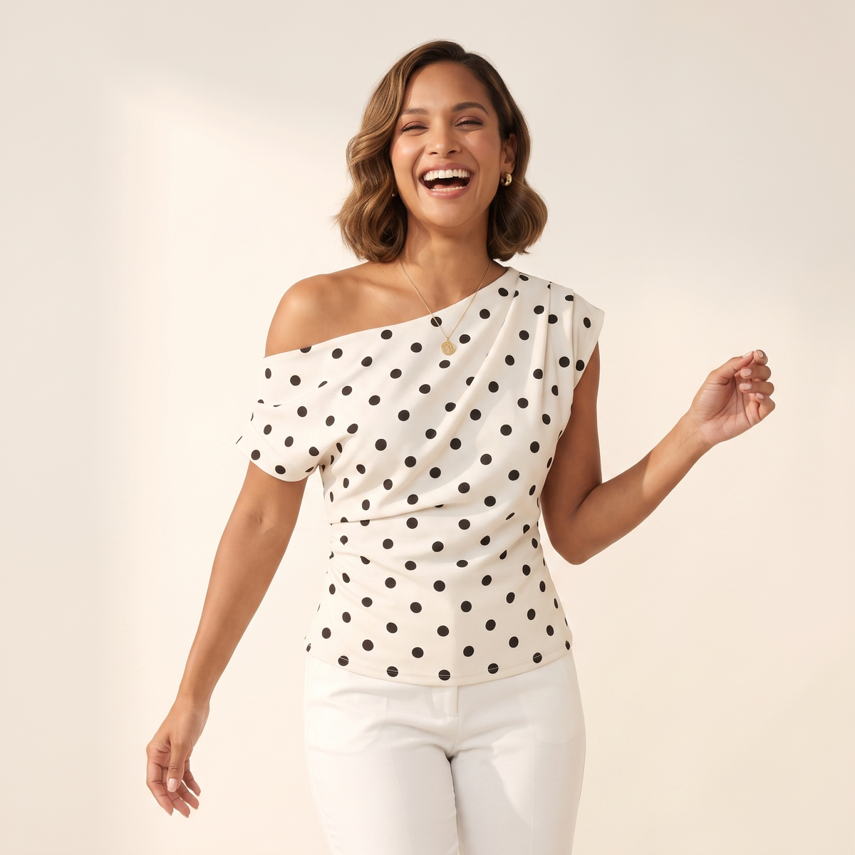 Milo Off-shoulder met stippen