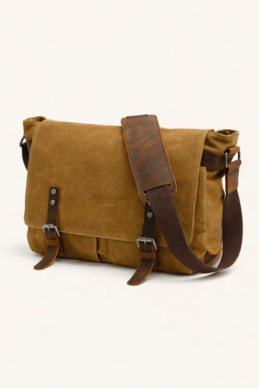 The Ashford Field Bag