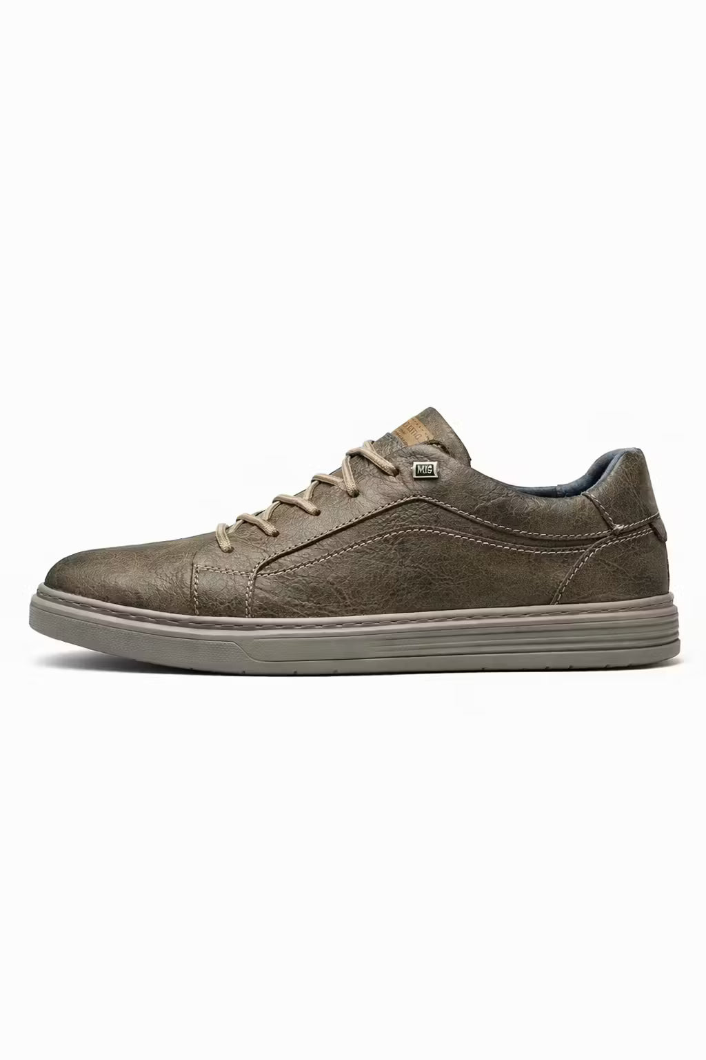 Vintage Grain Lace-Up Low-Top Sneakers