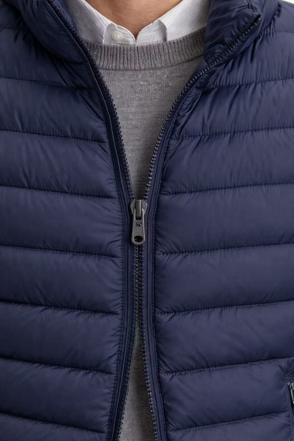 Lightweight Quilted Puffer Vest