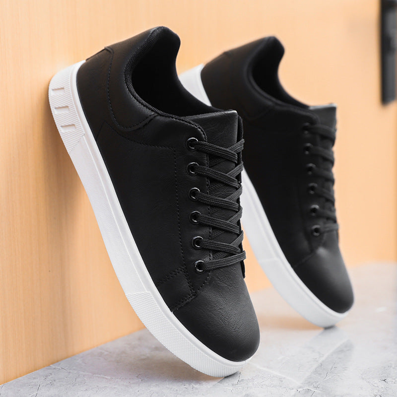 Men’s Suede Low-Top Sneaker