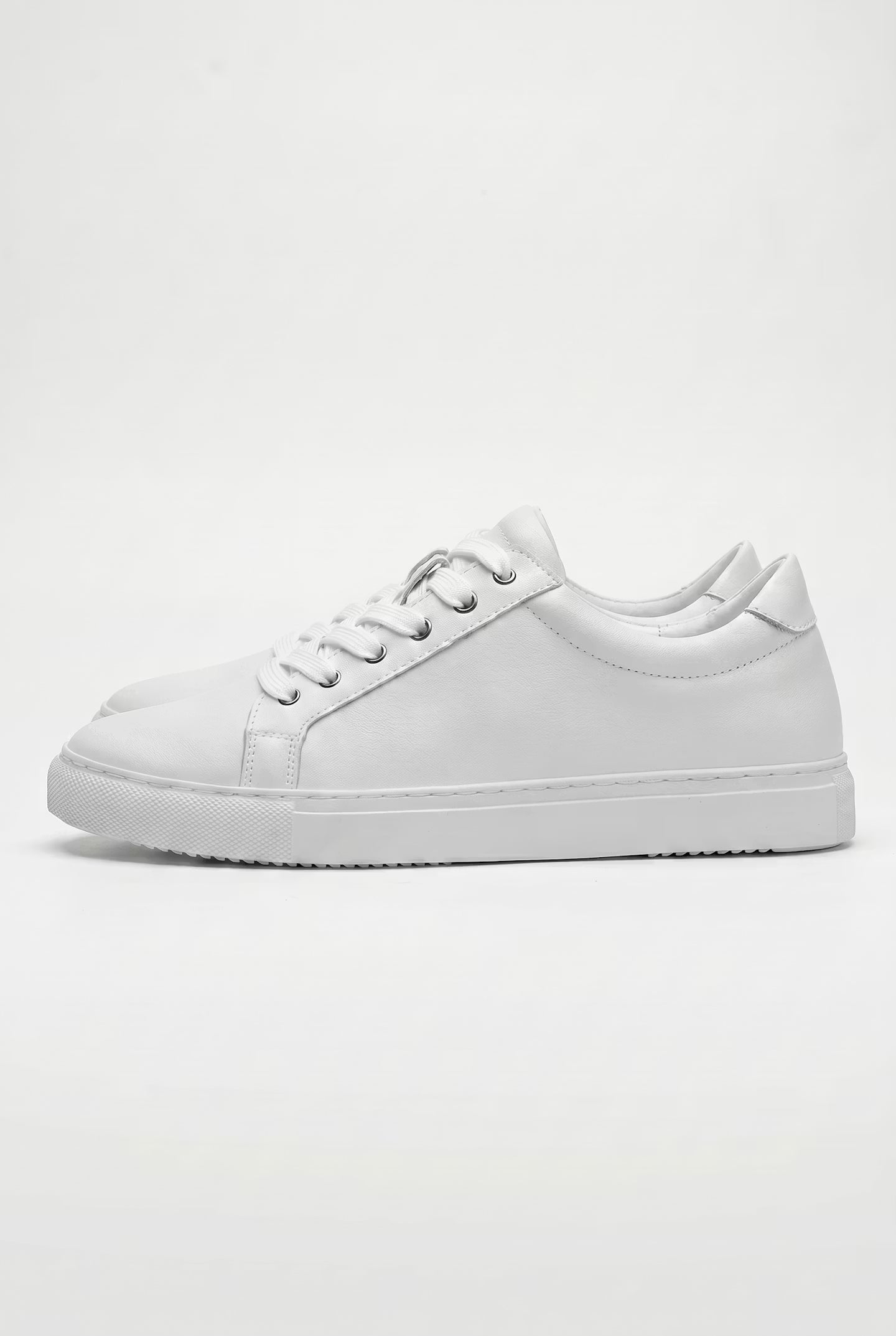 Everfield Leather Court Sneakers
