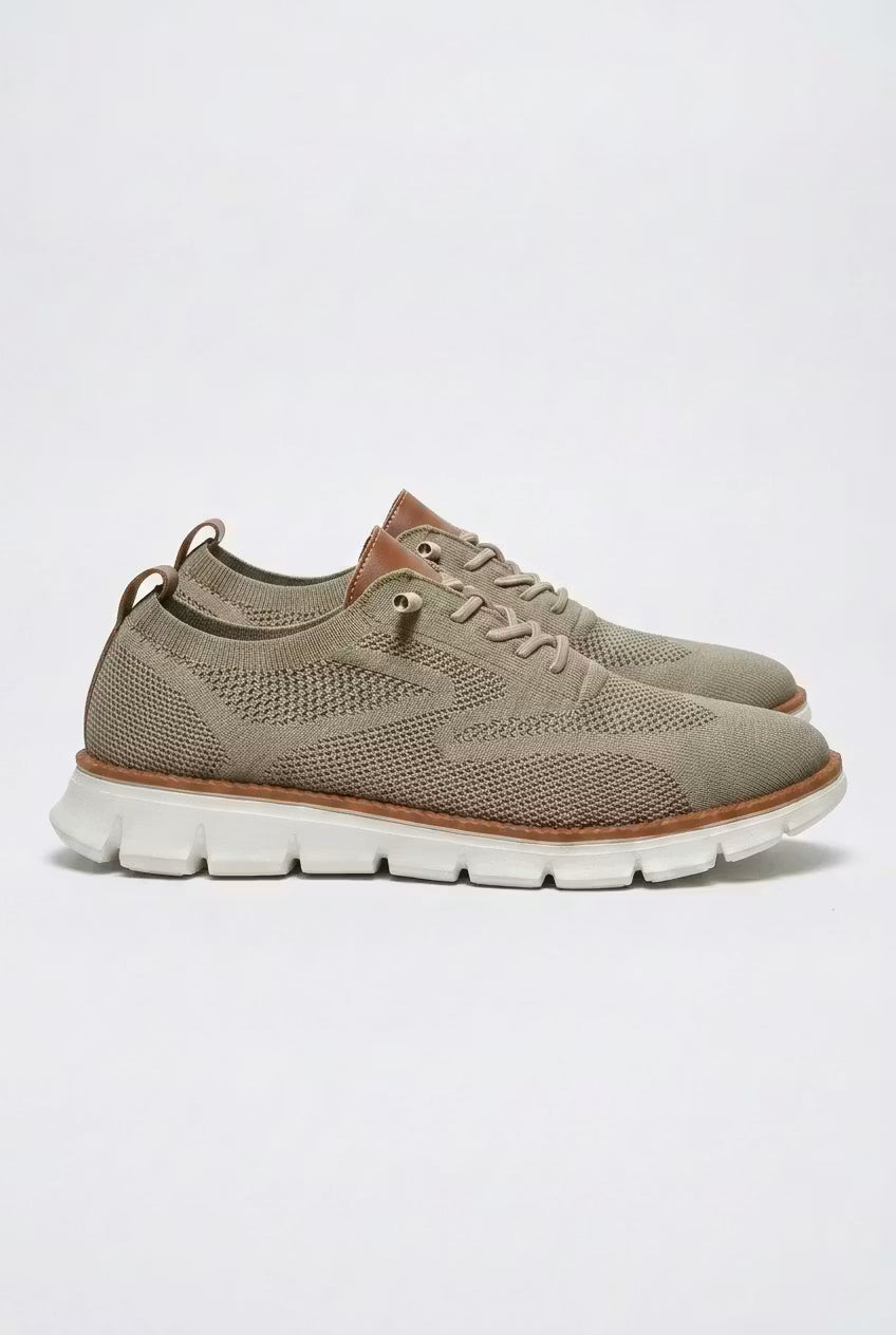 Men’s Knit Oxford-Style Mesh Sneaker