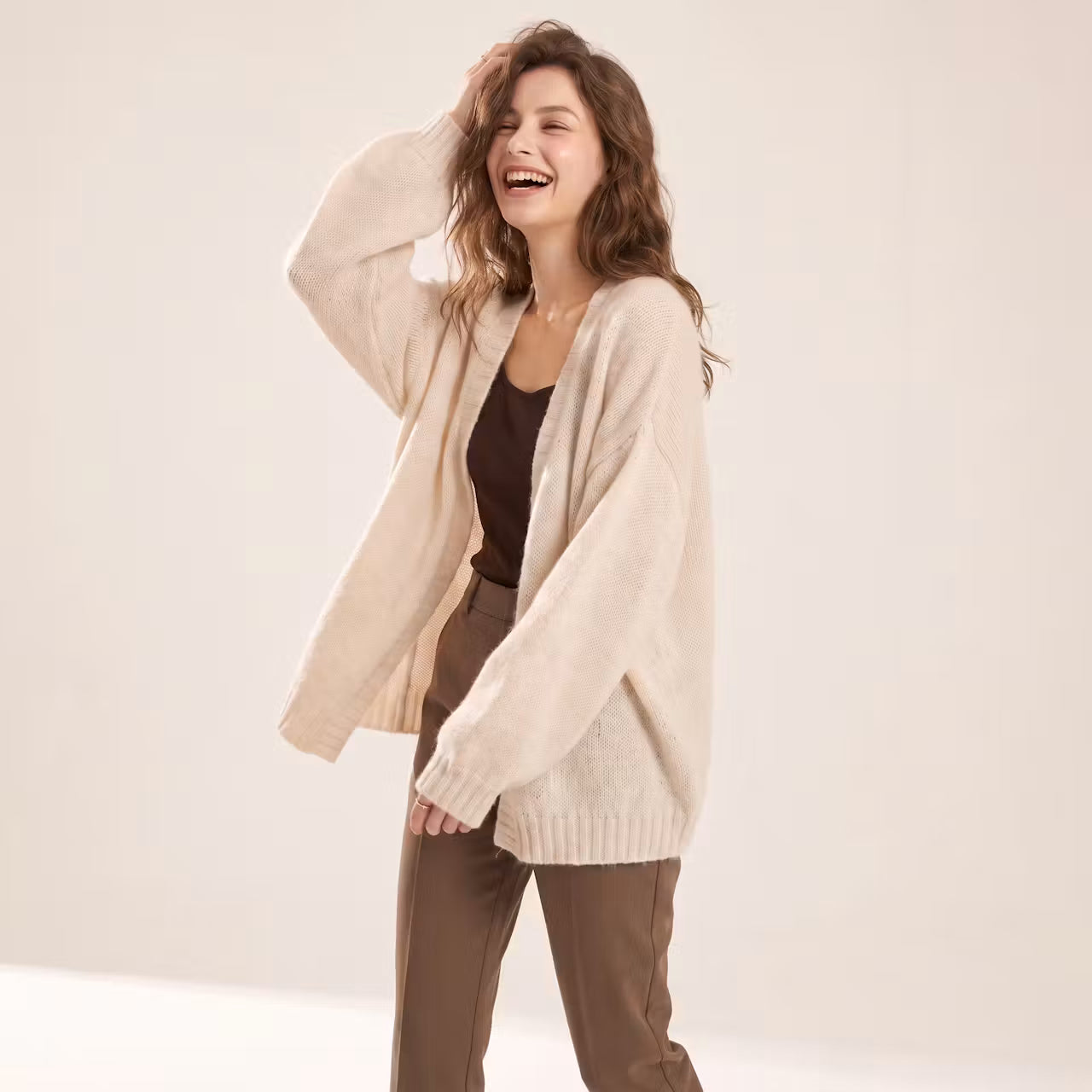 Mara Gebreid Vest met Ruime Pasvorm