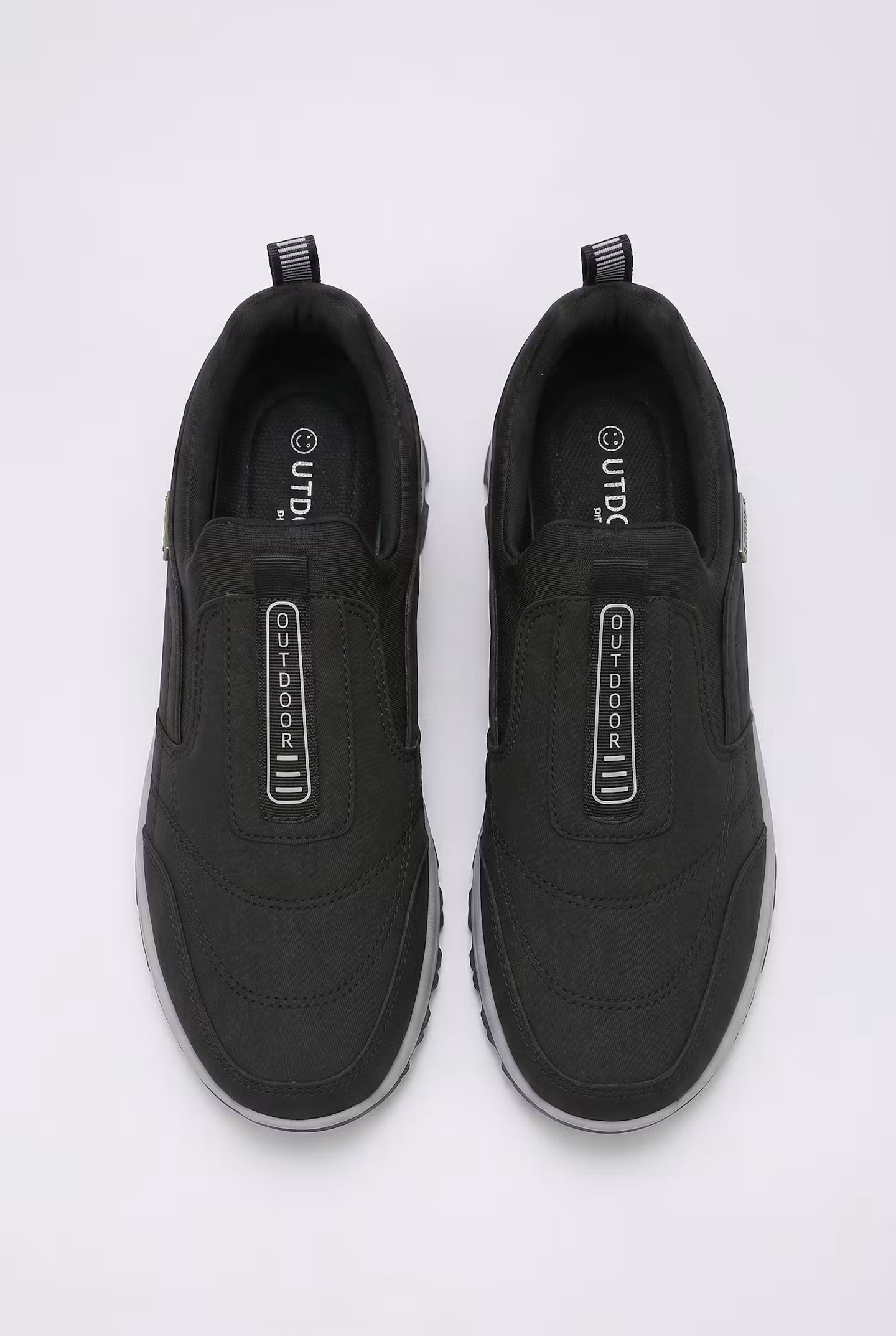 AlignMotion Walking Shoes