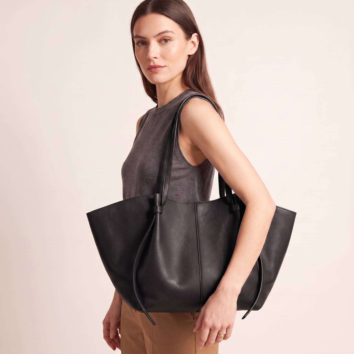 Tavira shopper van PU met panelen