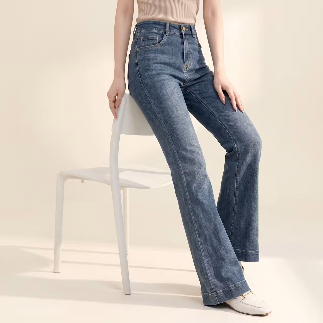 Elara Flared Jeans