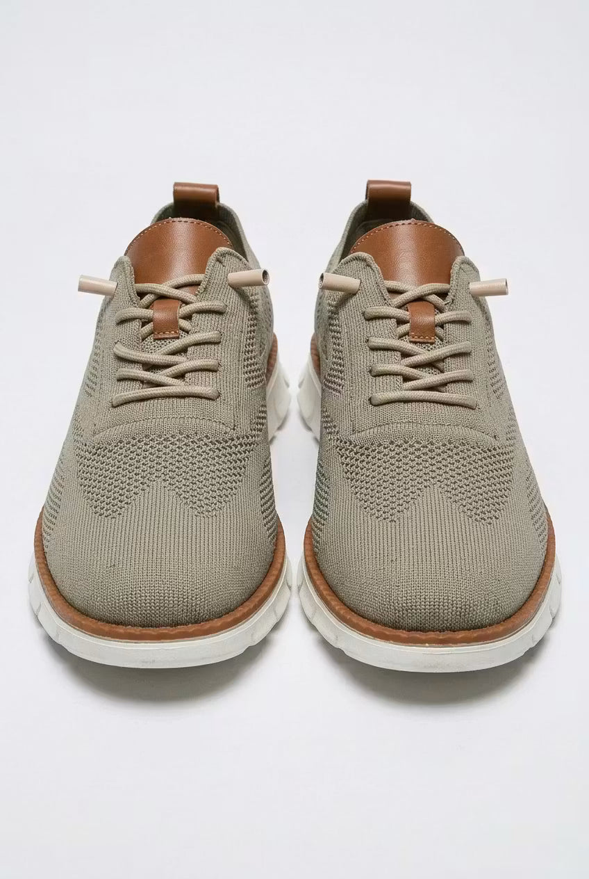 Men’s Knit Oxford-Style Mesh Sneaker