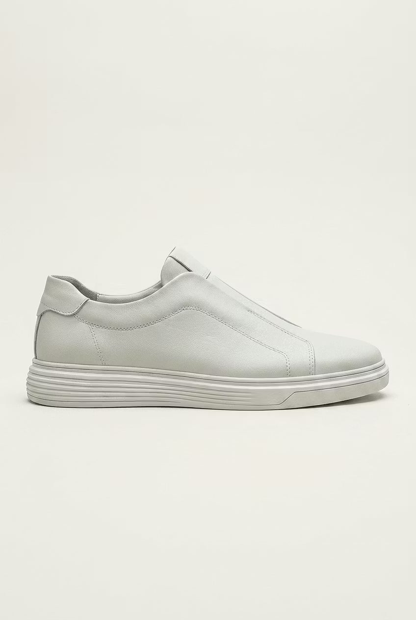 Monarch Slip Court Sneakers