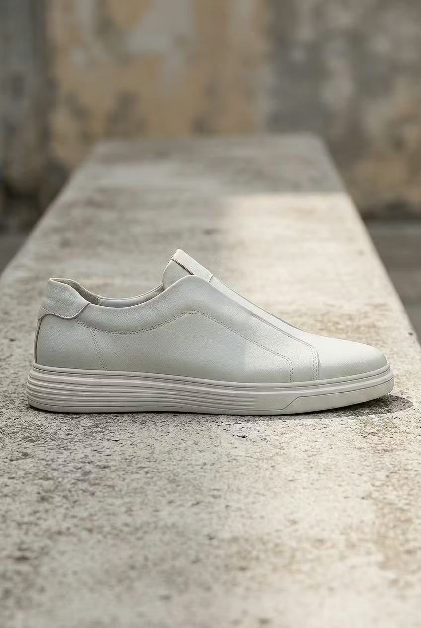 Monarch Slip Court Sneakers