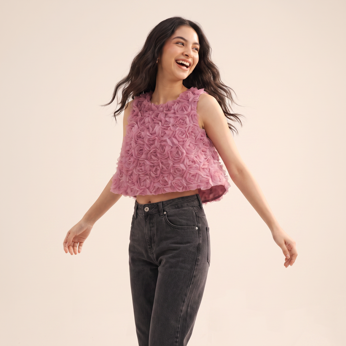 Roselle chiffontop met 3D-bloemen