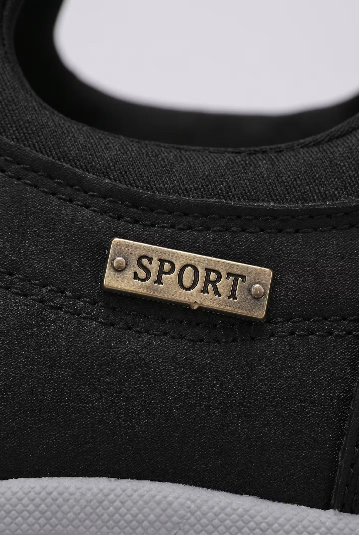 AlignMotion Walking Shoes