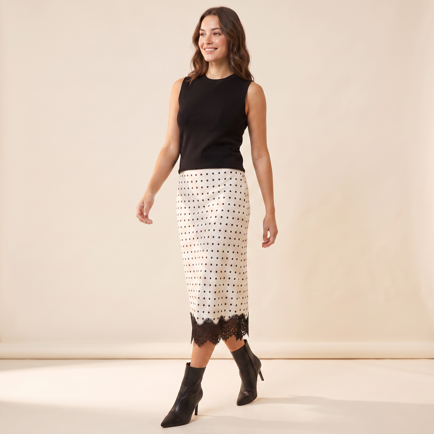 Noelle midirok met stippen en kanten zoom