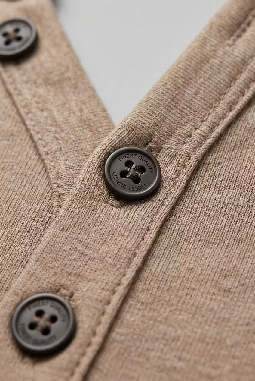 Men’s Short Sleeve Henley Shirt With Button Placket