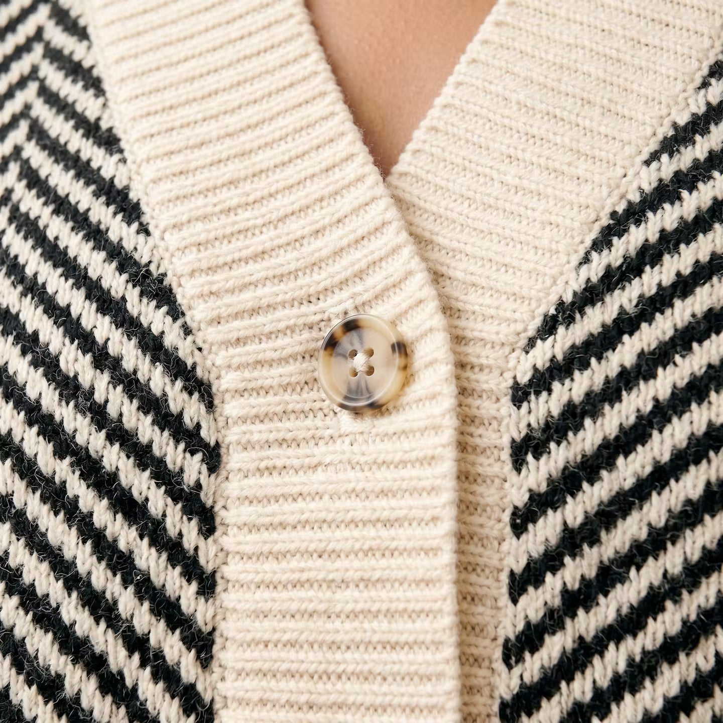 Élodie Chevron Cardigan
