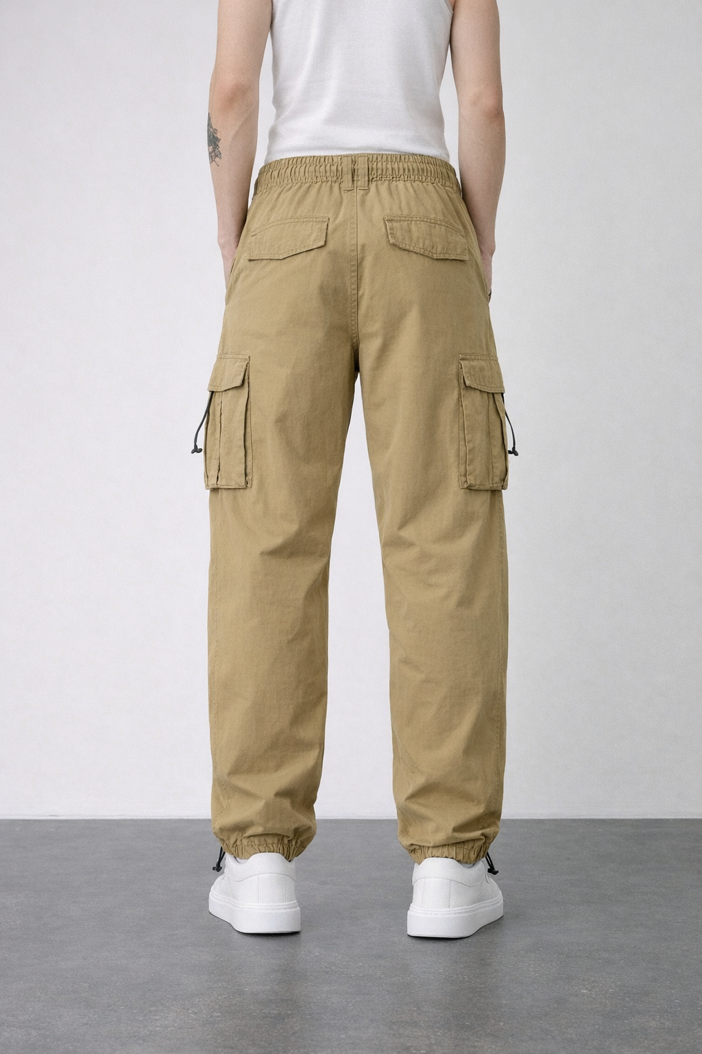 Utility Wide-Leg Cargo Trousers
