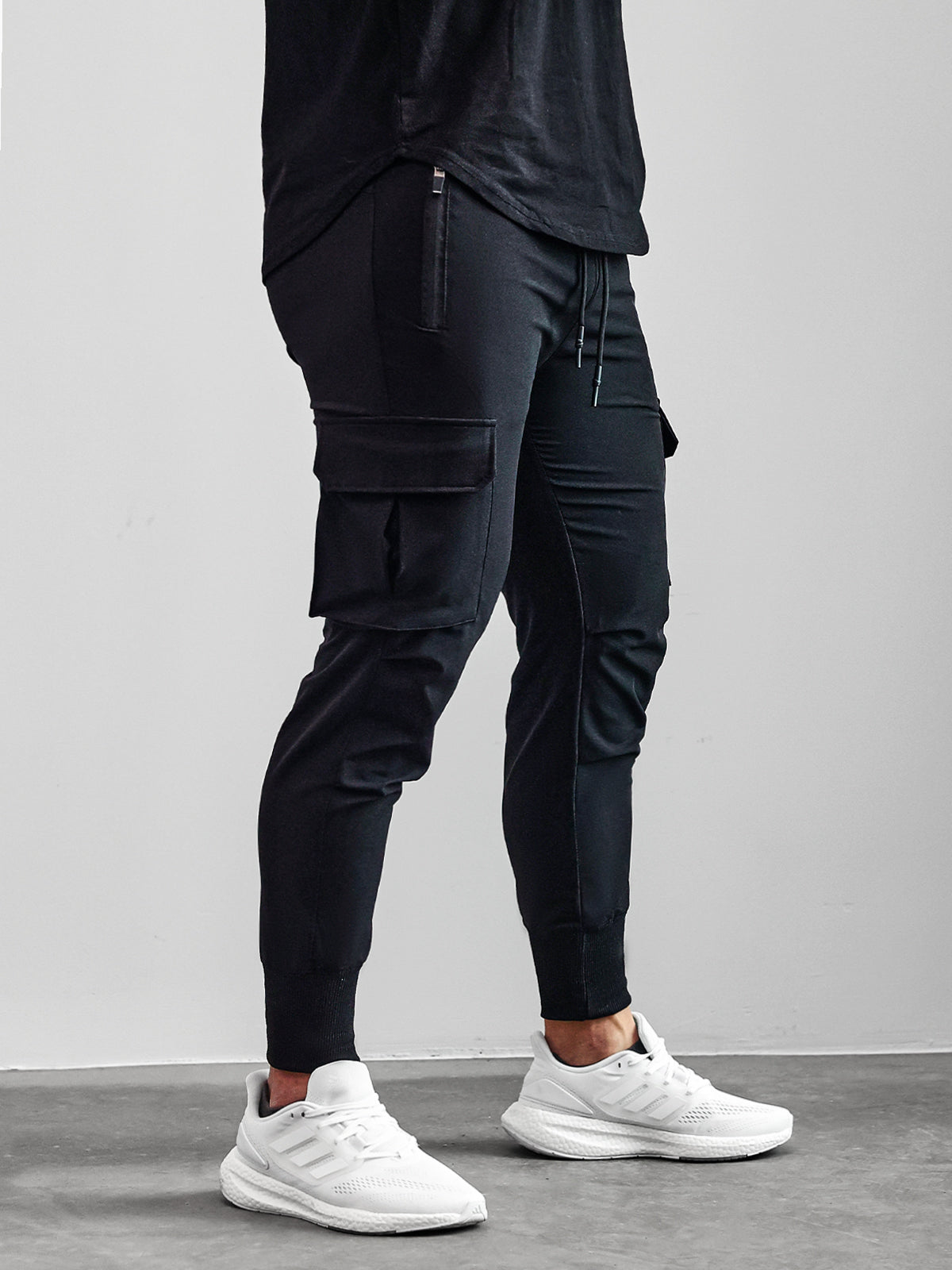 Men’s Athletic Cargo Joggers