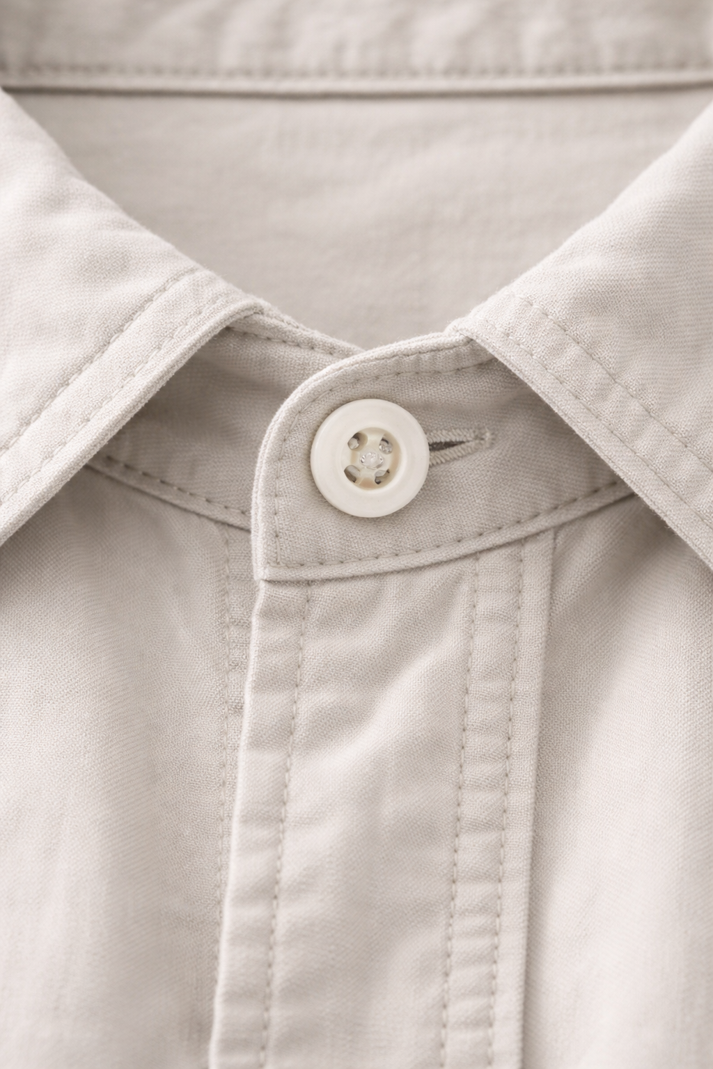 The RidgeWeave Chambray Overshirt