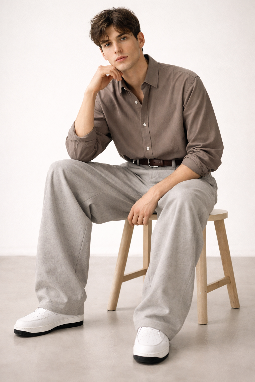Core Pleat Trouser