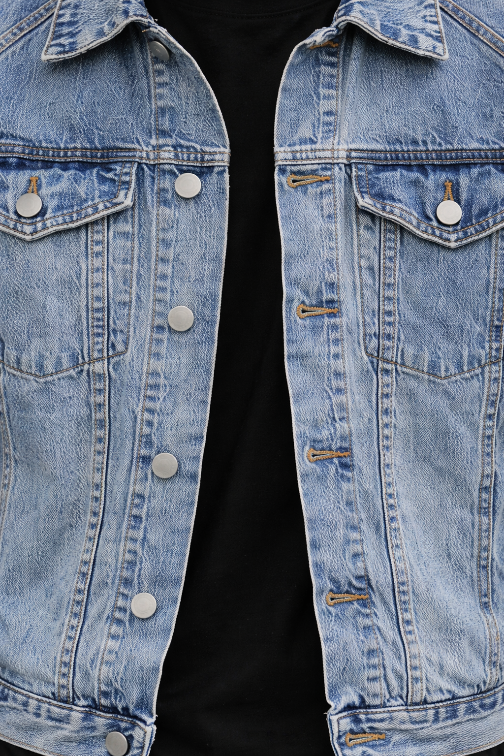 Men’s Button Front Blue Denim Jacket for Street Wear